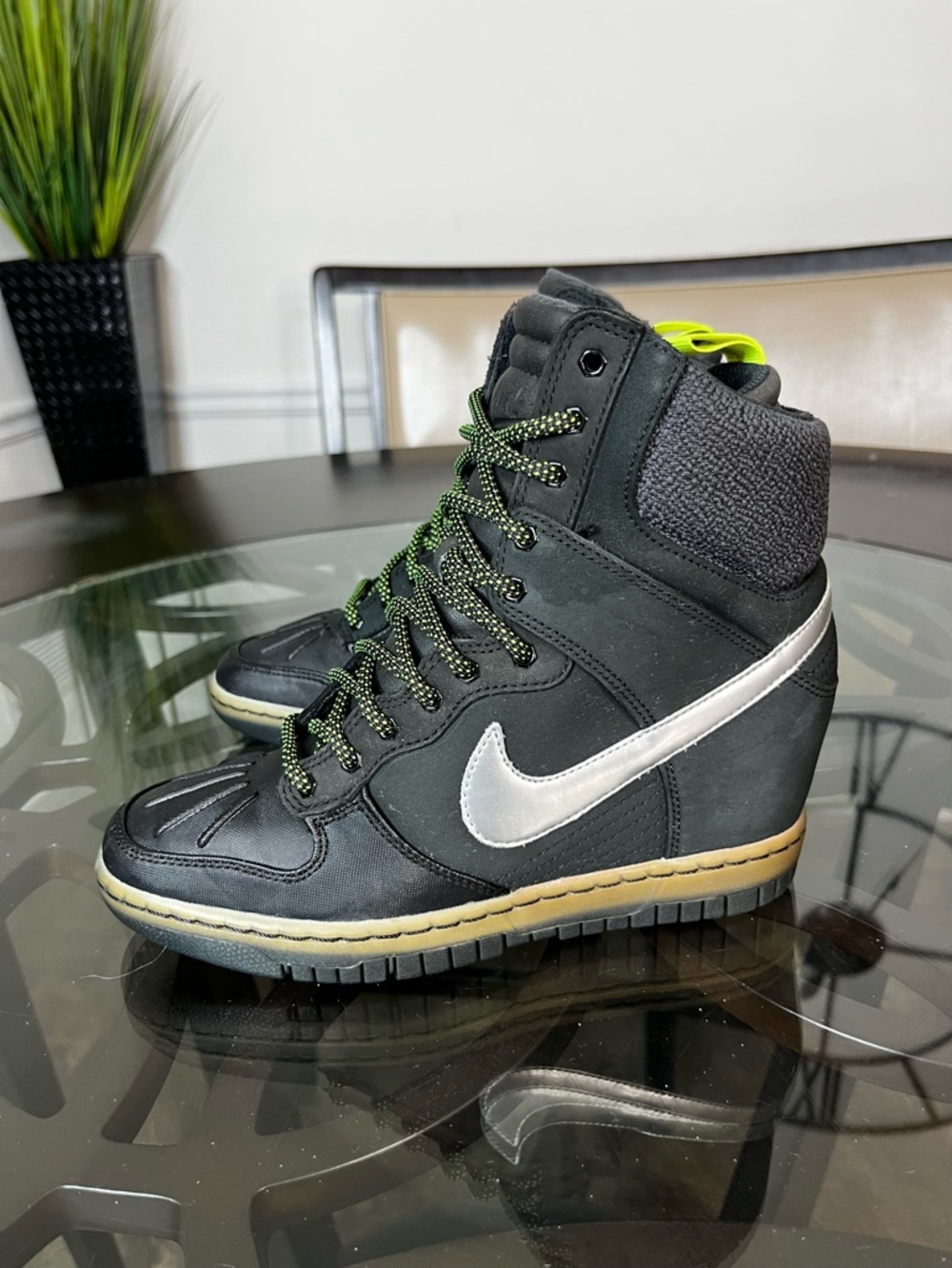 Nike Dunk Sky Hi Essential Hidden Wedge Sneaker
Black/Metallic 7.5